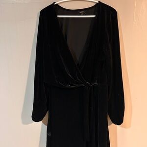 Mexx Black velvet dress